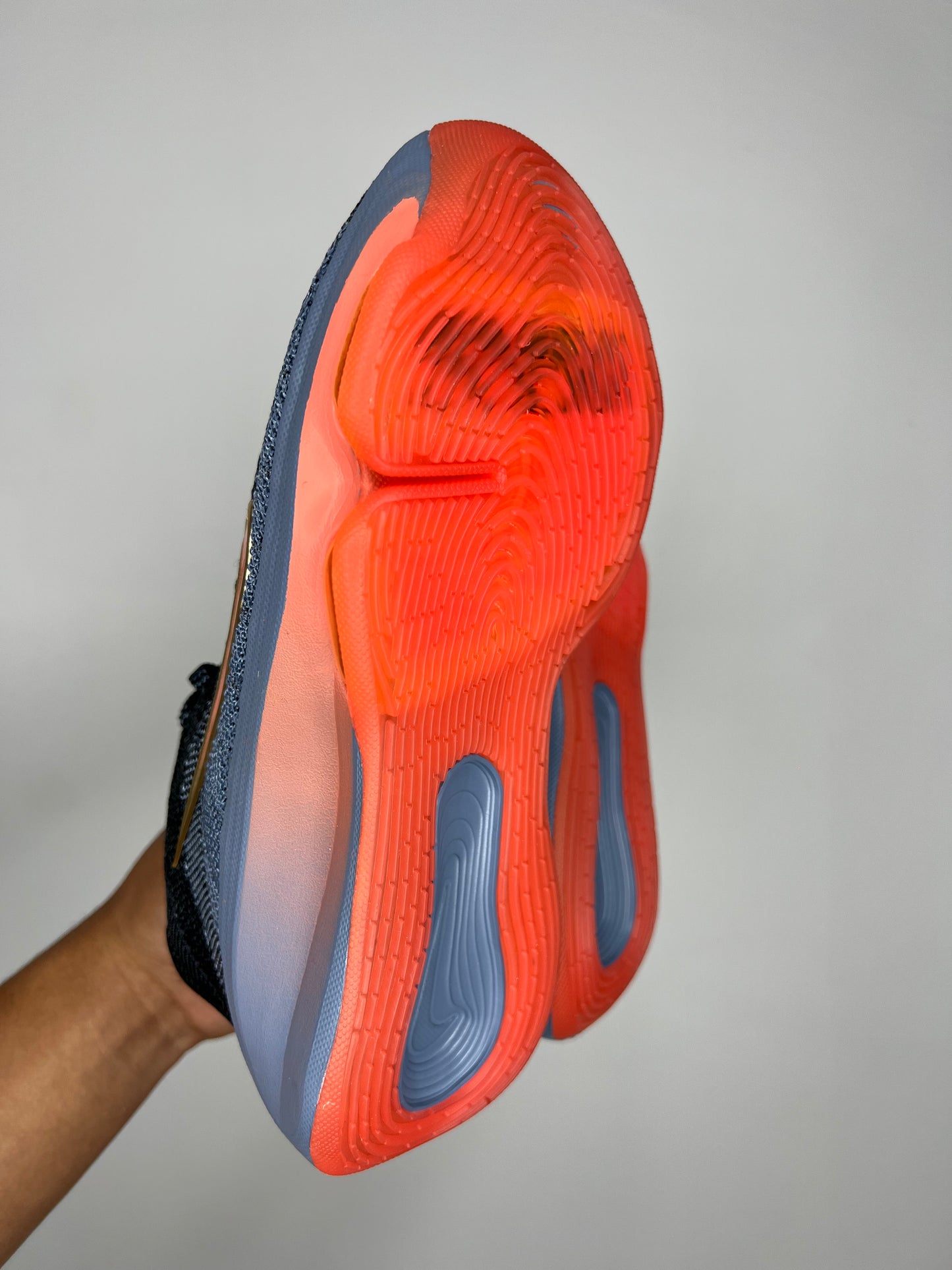 Nike G.T Hustle 3
