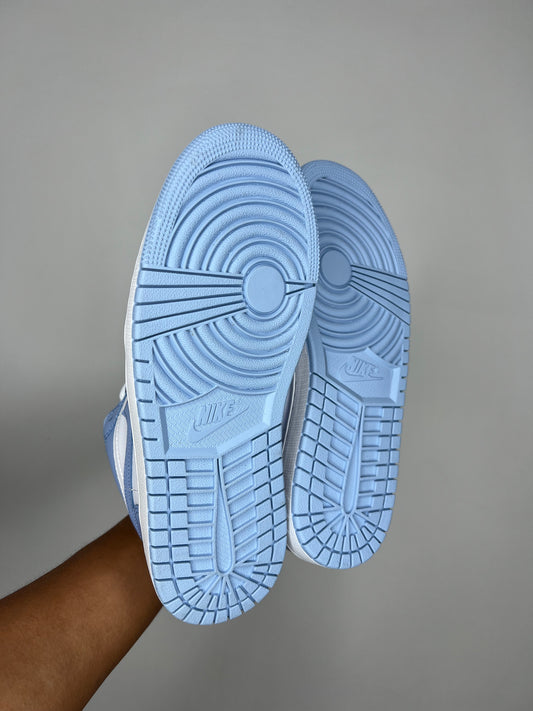 Nike Air Jordan 1 Low W